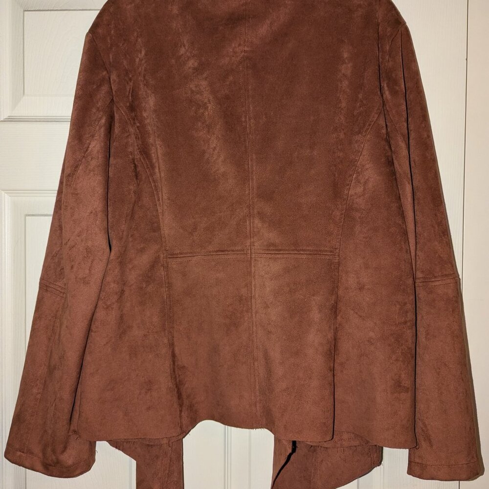 GORGEOUS Vigoss Faux Suede Jacket - Picture 3 of 5